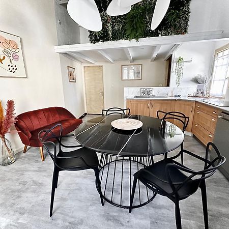 Maison De Village Sur Les Chemins De Compostelle Сан-Жил Екстериор снимка